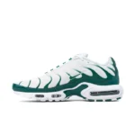 Air Max Plus x Lacoste