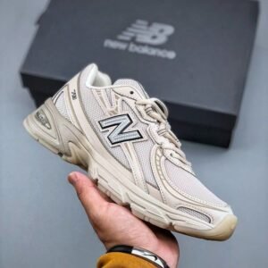 Beige Cream Retro Running Sneakers with Mesh Upper – New Balance 740