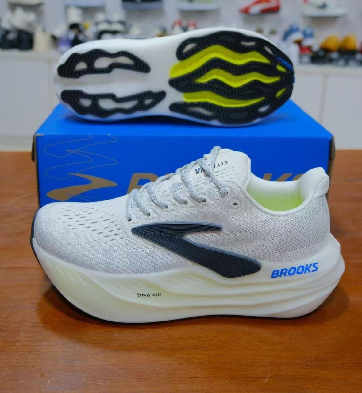 Brooks White & Navy Running Shoes with Neon Accent – Premium Athletic Sneakers