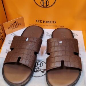 Hermès Men’s Brown Crocodile-Texture Leather Slippers – High-End Luxury Designer Slides