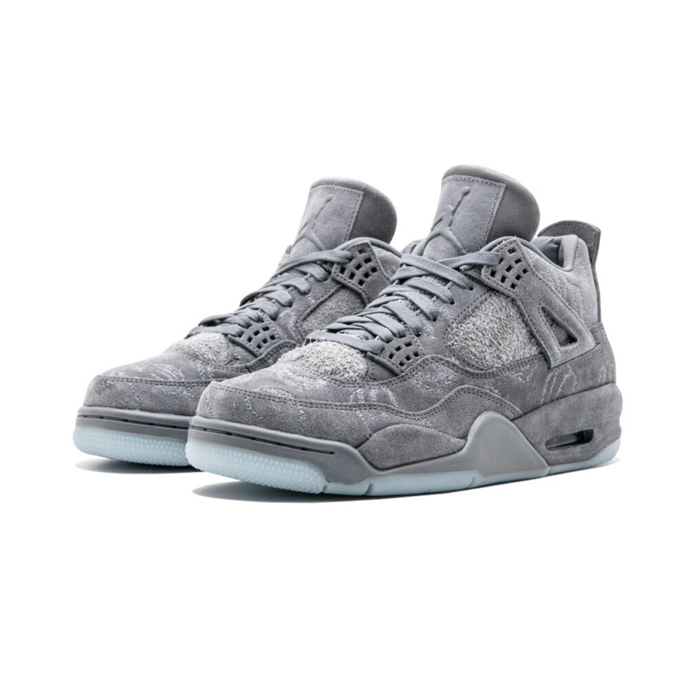 Air Jordan 4 Retro KAWS Cool Grey - Image 2