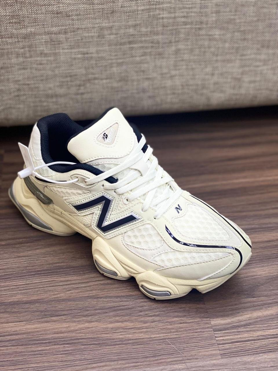 New Balance - 9060 Off White Cream