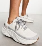New Balance Fresh Foam Trail More V3 White with Grey Accents
