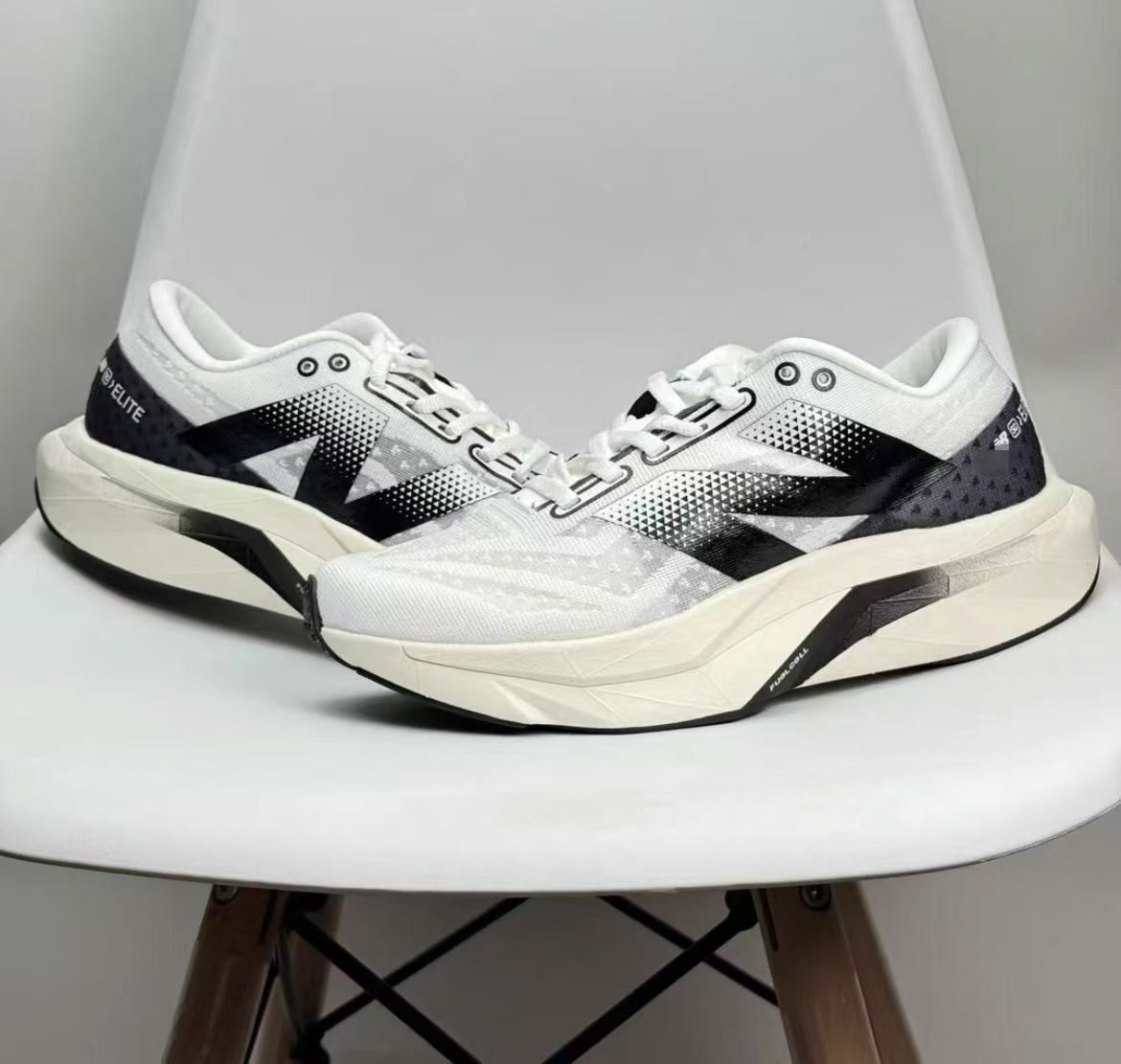 New Balance White & Black Mesh Training Sneakers