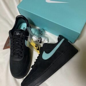 Air Force 1 Sneakers – Triple Black