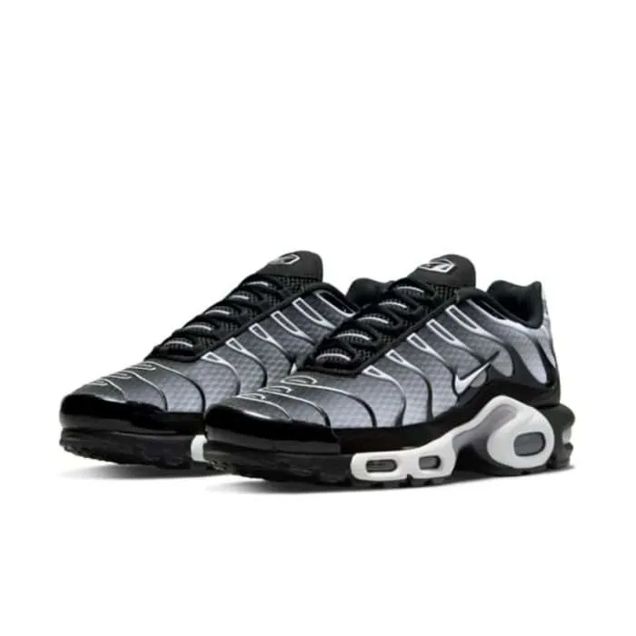 Air Max Plus Smoke Fade - Image 2