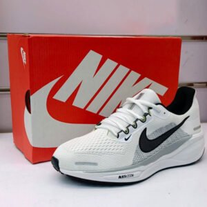 Pegasus 41 White with Black Detailing