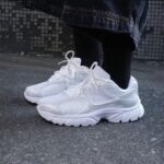 V5 RNR Sneaker Triple White