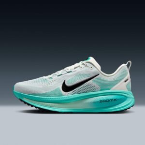 Vomero 18 White with Aqua Blue Sole Accents