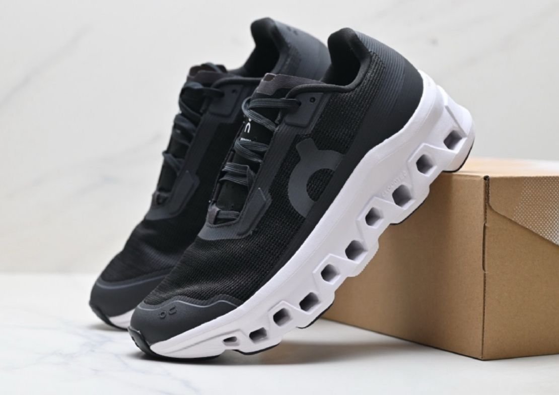 On Cloud monster Black & White Running Shoes Lightweight Cushioning with CloudTec Sole