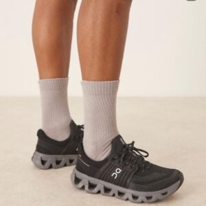 On Cloudswift Black Running Shoes Performance Fit with CloudTec Cushioning