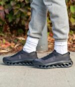 On Cloud tilt Dark Grey Running Shoes Everyday Comfort with CloudTec Phase Cushionin