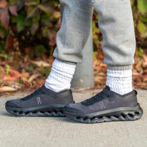 On Cloud tilt Dark Grey Running Shoes Everyday Comfort with CloudTec Phase Cushionin