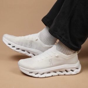 On Cloudtilt Off White Running Shoes Minimal Design with CloudTec Phase Cushioning