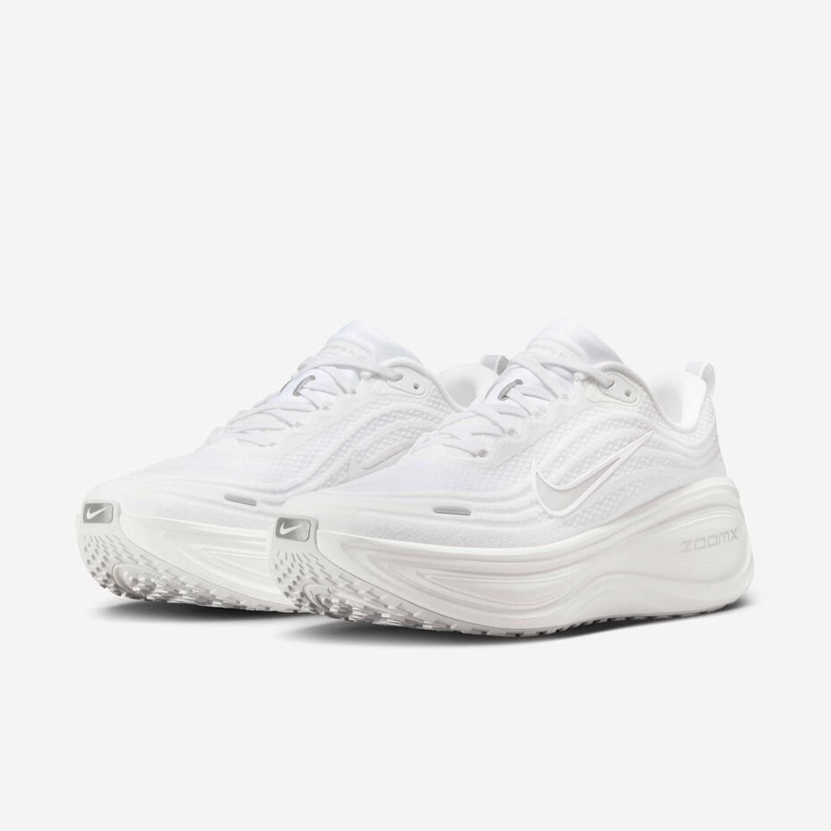 ZoomX Vomero Triple White – Clean All-White Running Edition